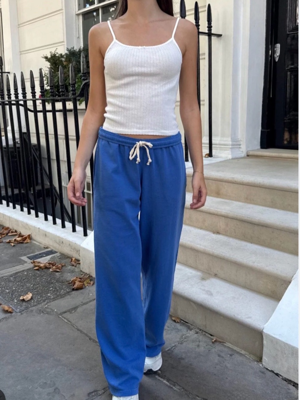 BRANDY MELVILLE ANASTASIA BLUE STRAIGHT LEG SWEAT PANTS